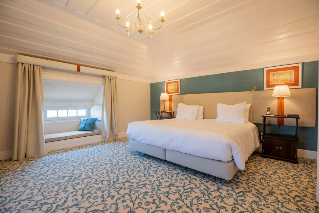 Estoril Vintage Hotel 11/64
