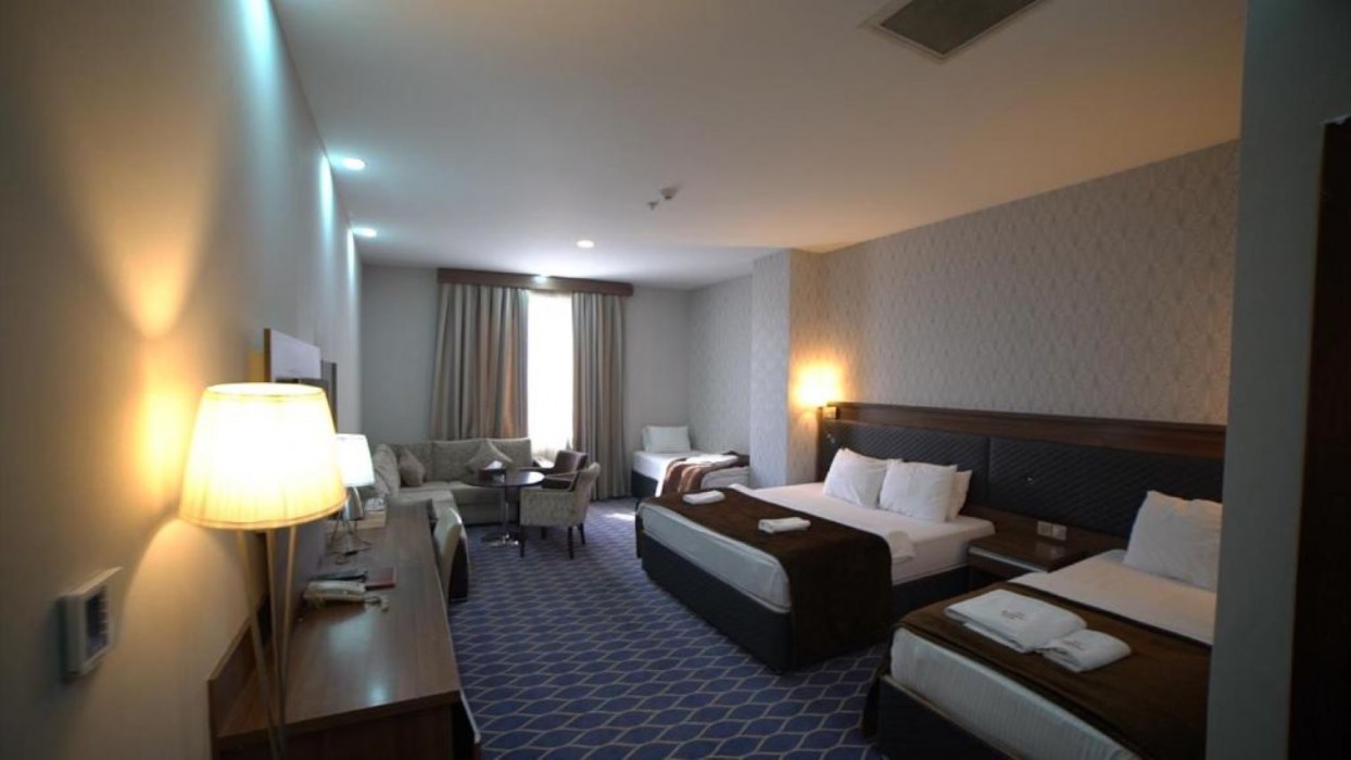 Banoj Hotel 6/61