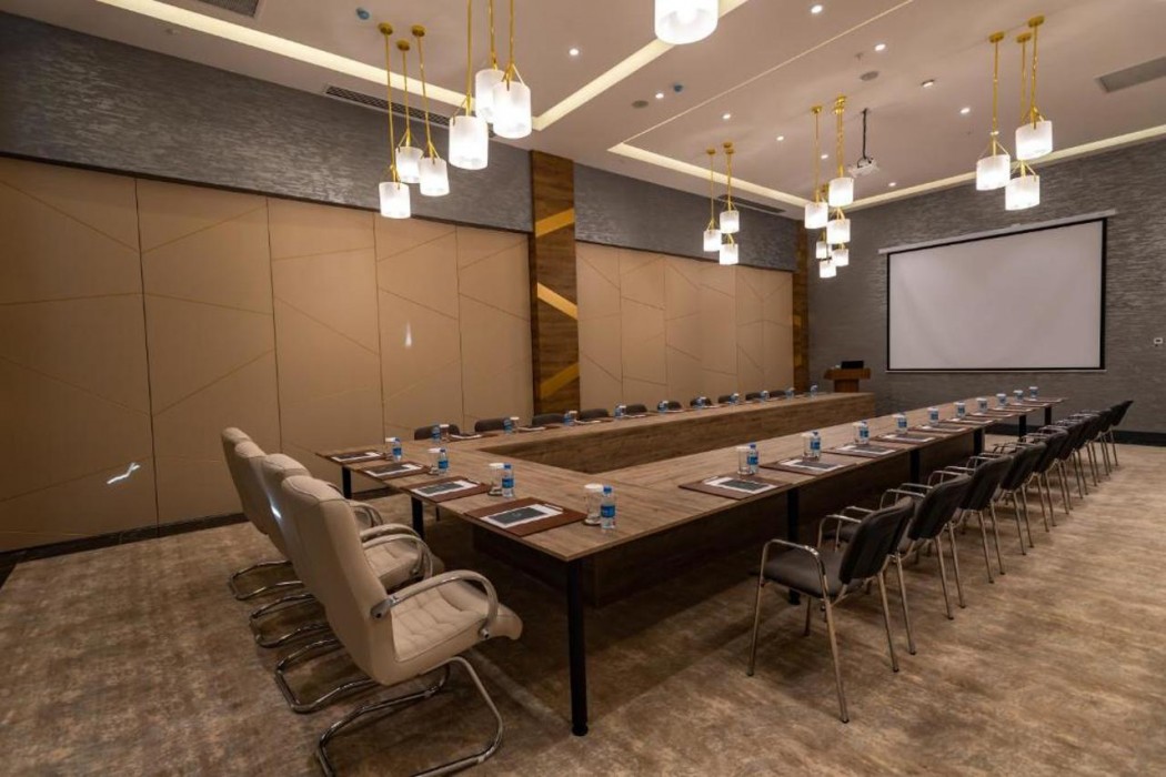 Shabran Wellbeing Resort 37/74