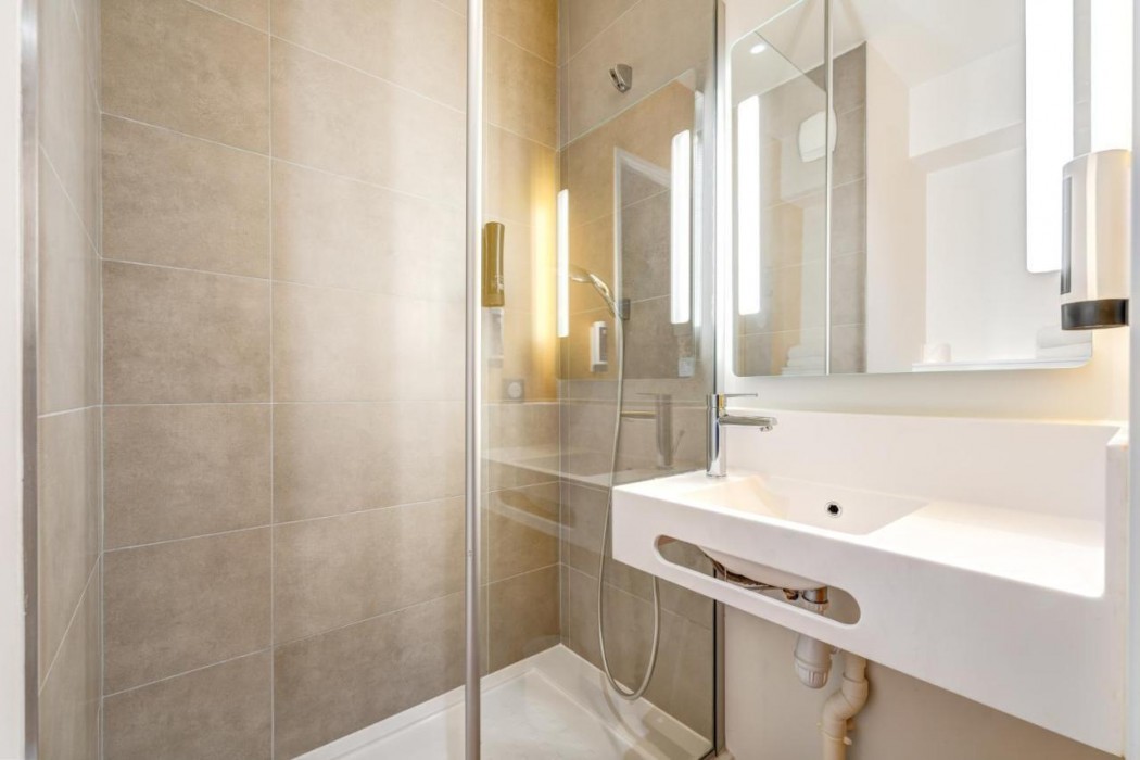B&B HOTEL Paris Ivry Quai de Seine 18/38