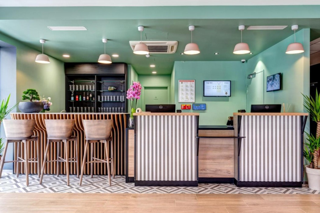 B&B HOTEL Paris Ivry Quai de Seine 24/38