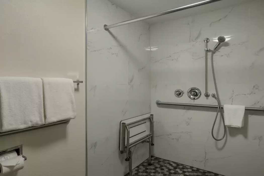 MainStay Suites Savannah Midtown 21/40