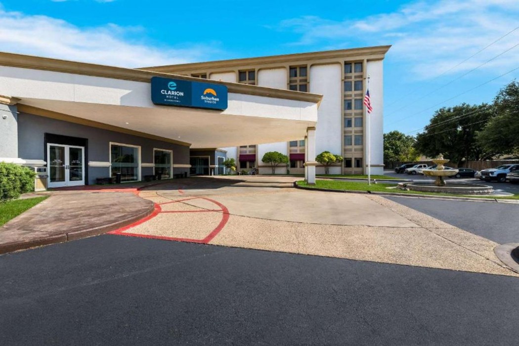 Suburban Studios San Angelo near Convention Center 1/42