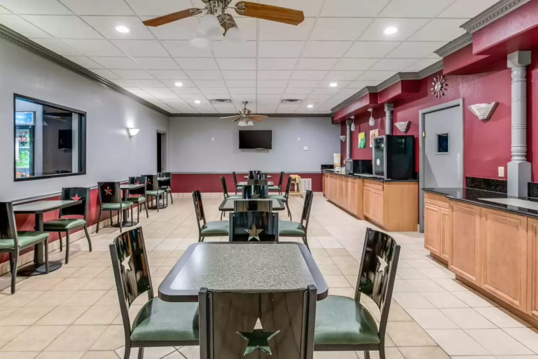 MainStay Suites Ozona I-10 25/50
