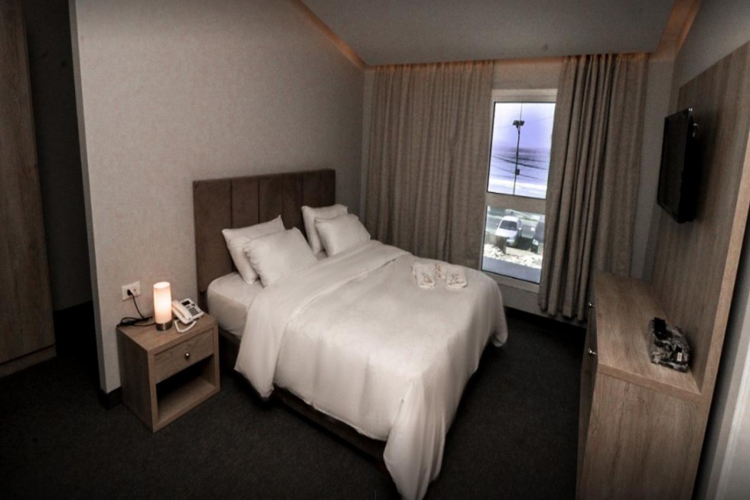 B-inn Hotel, Tyre 6/11
