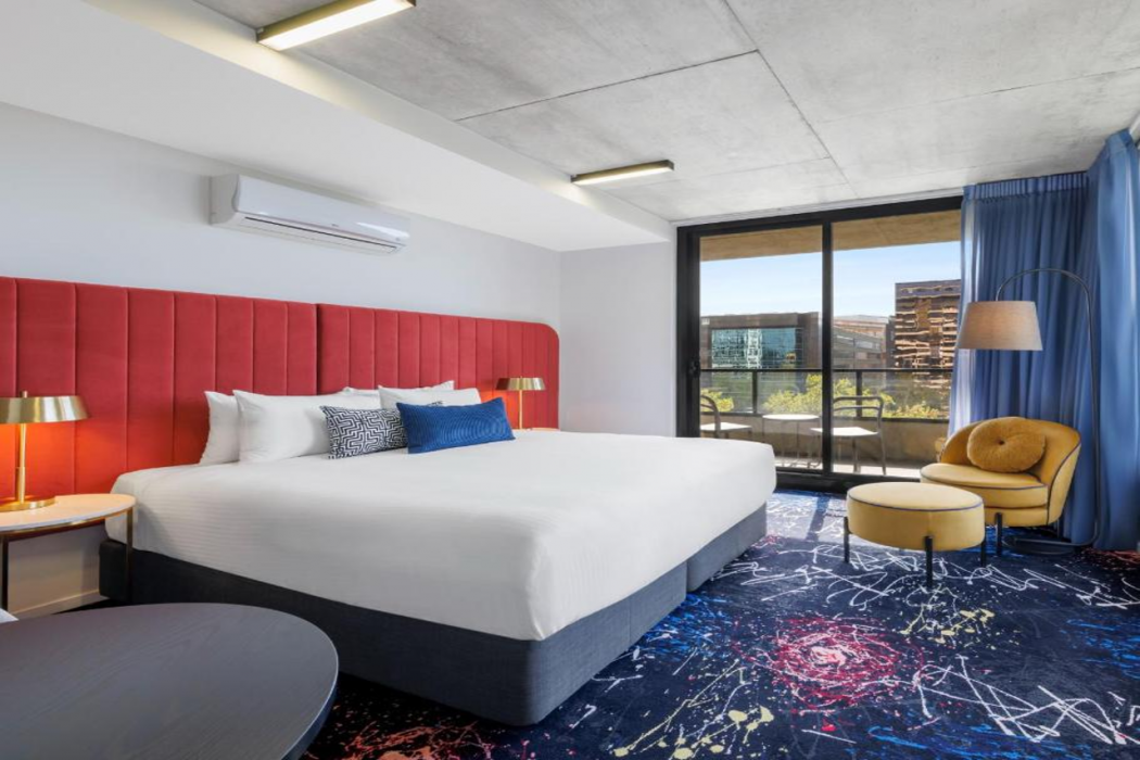 Oaks Melbourne St Kilda Road Hotel 13/64