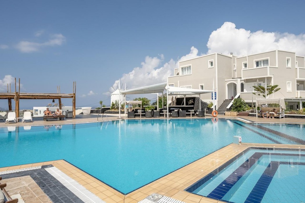 Smy Santorini Suites & Villas 29/76