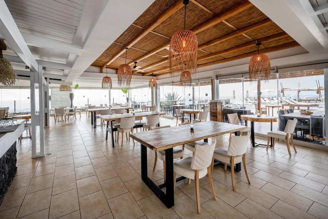 Smy Santorini Suites & Villas 28/76