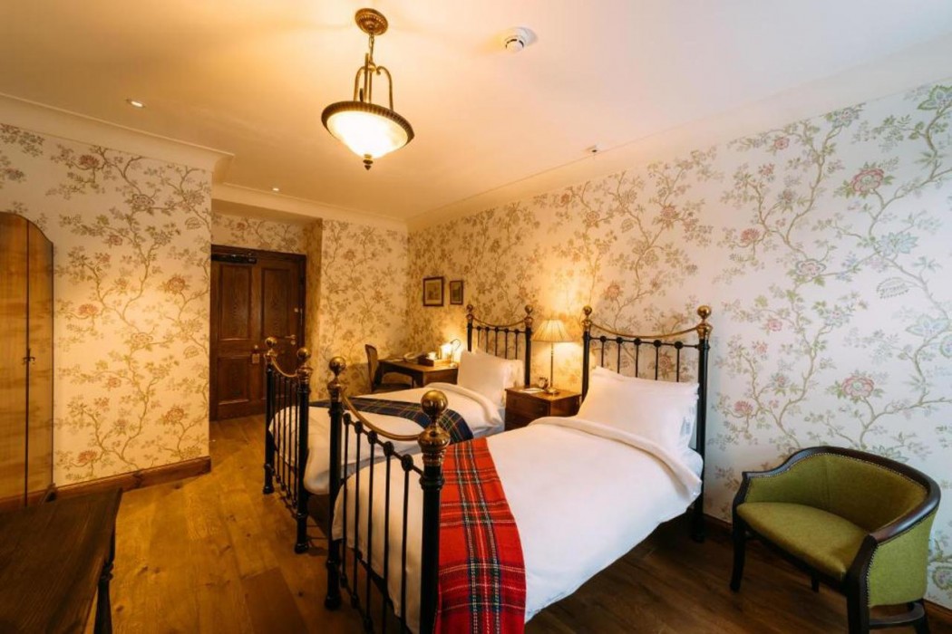Rokeby Manor 9/37