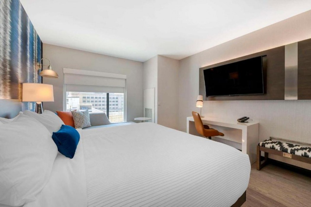 Cambria Hotel Detroit Downtown 20/49
