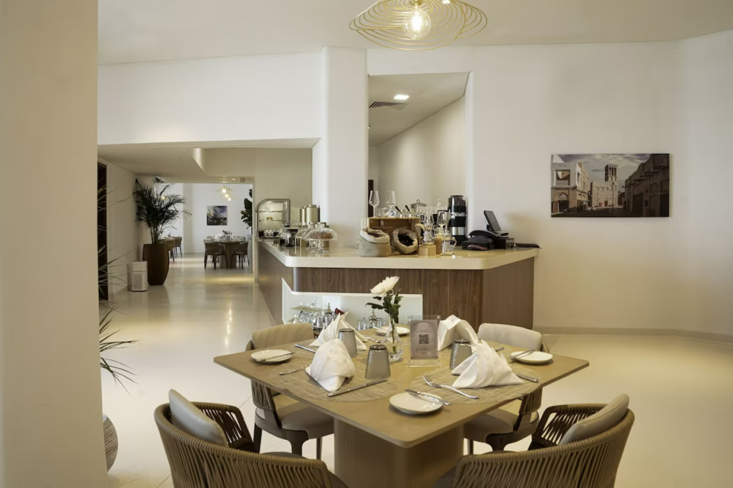 Mina Hotel and Residences 13/20