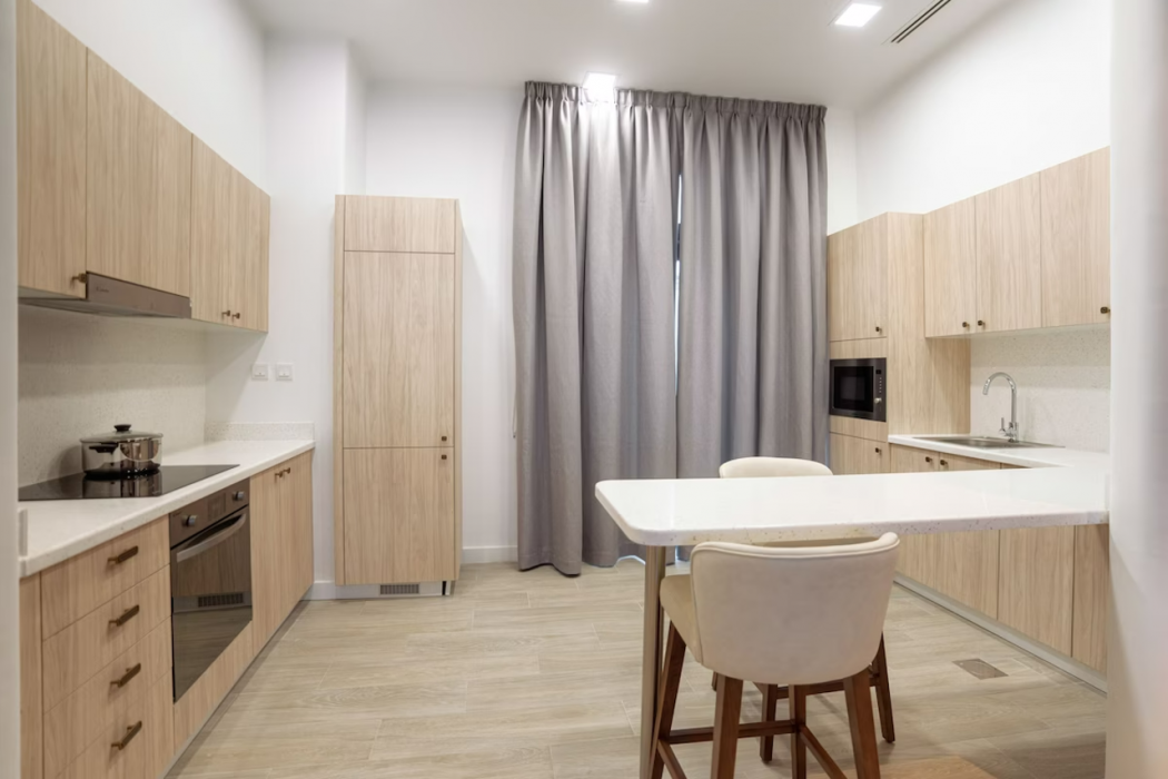 Mina Hotel and Residences 6/20