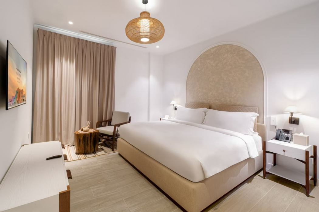 Mina Hotel and Residences 10/20