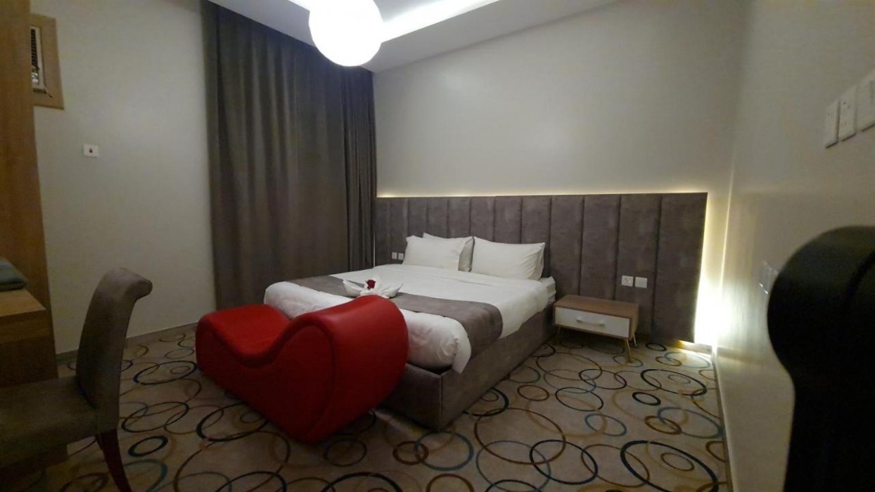 جولدن أبها المضياف(Abha Al-Mudiyaf Al-Thahabiya Serviced Apartments) 8/25