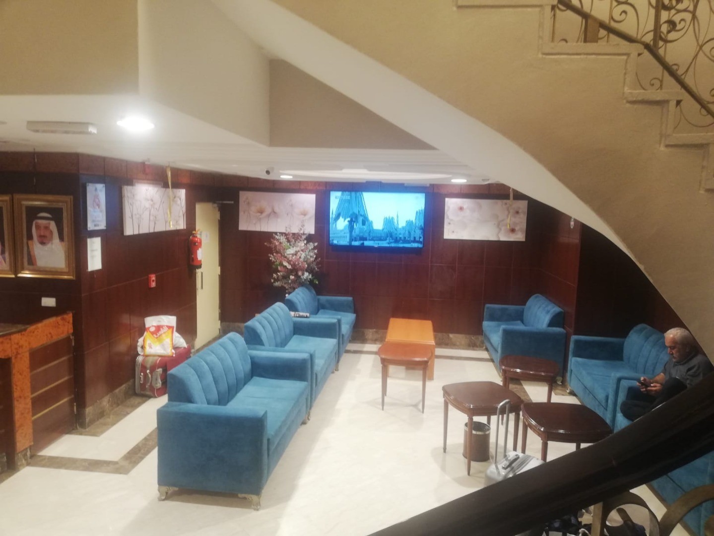 الفخامة الذهبية(Golden Luxury) 10/28