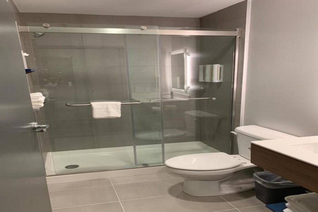 Microtel Inn and Suites by Wyndham Rehoboth Beach 34/62
