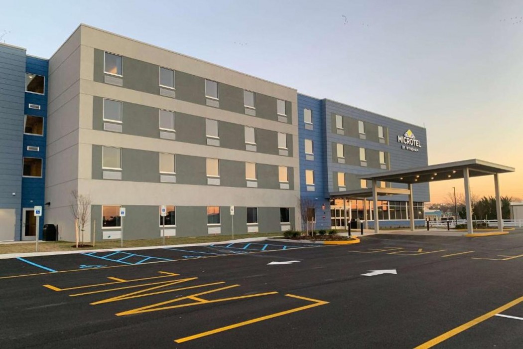 Microtel Inn and Suites by Wyndham Rehoboth Beach 1/62