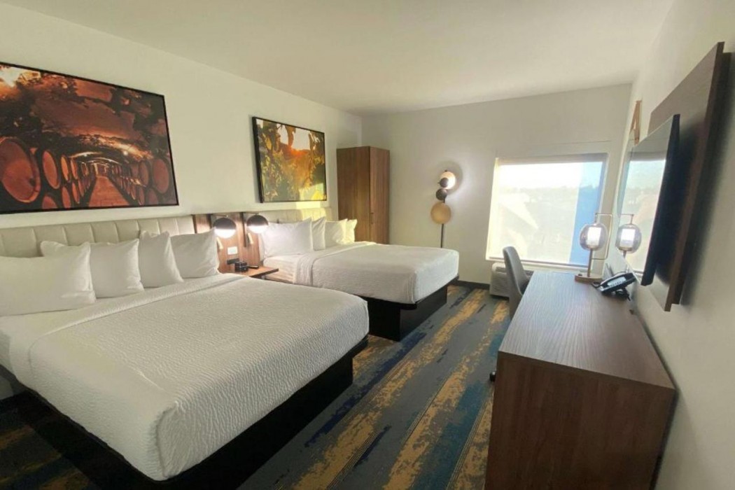 La Quinta Inn & Suites By Wyndham Galt Lodi North 11/56