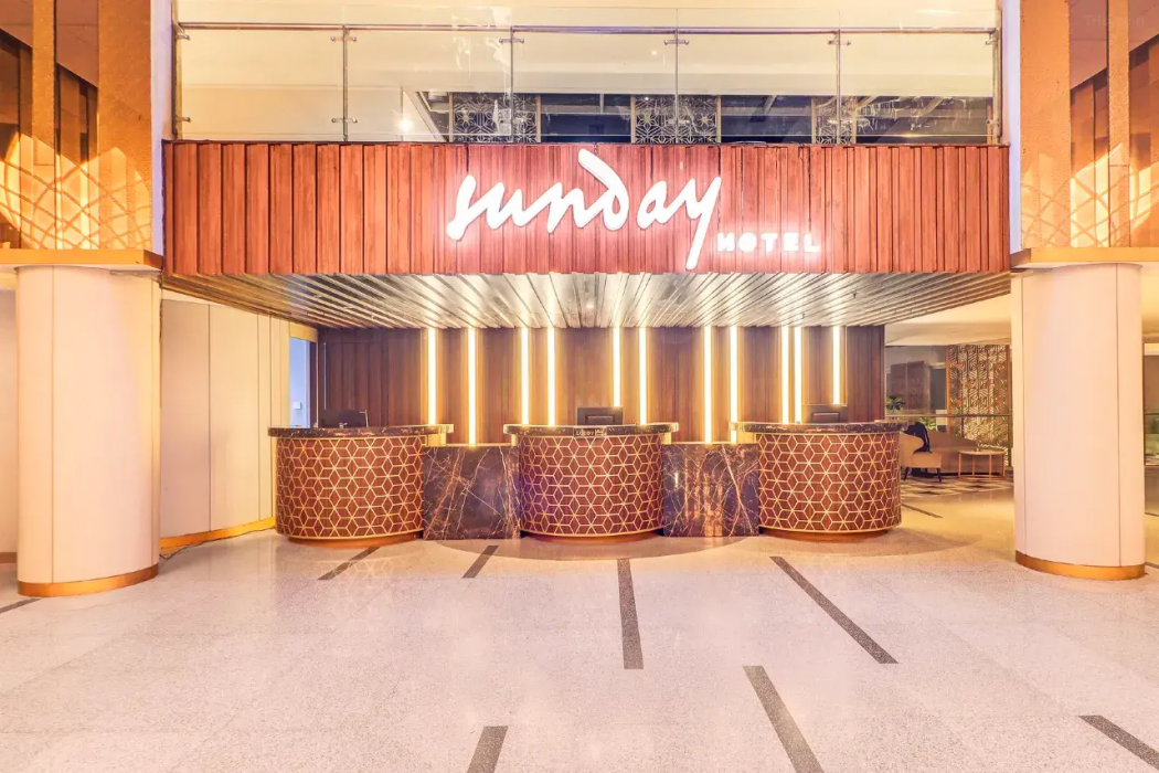 Sunday Hotel Arshika Sunset Road 12/60