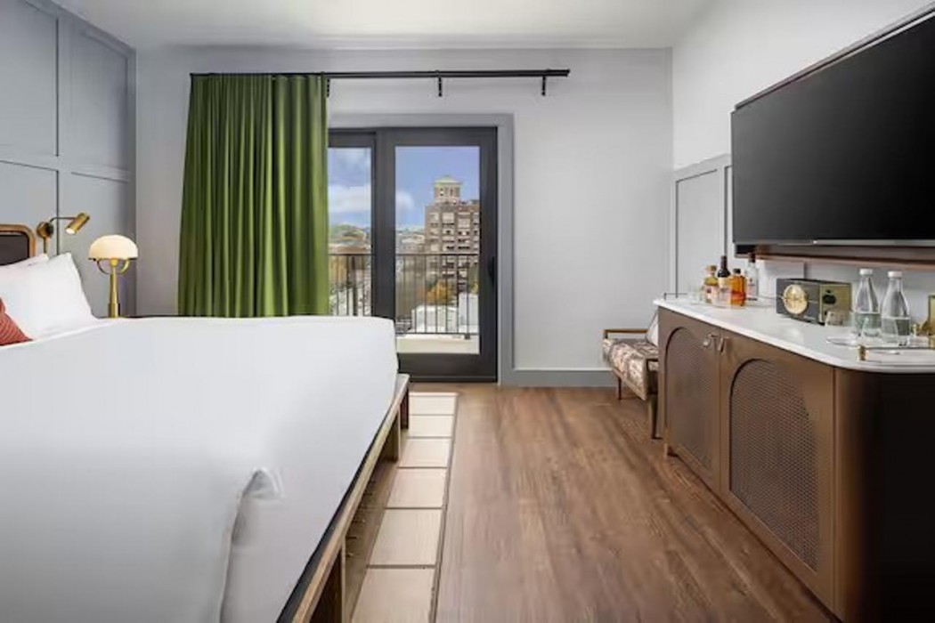 Wylie Hotel Atlanta, Tapestry Collection by Hilton 18/32