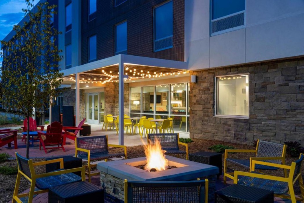 Home2 Suites by Hilton Leesburg, VA 1/22