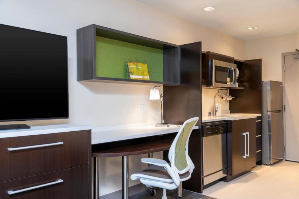 Home2 Suites by Hilton Leesburg, VA 8/22