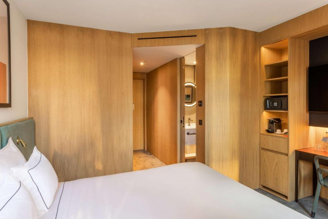 Arts Hotel Porto, Tapestry Collection by Hilton 4/13