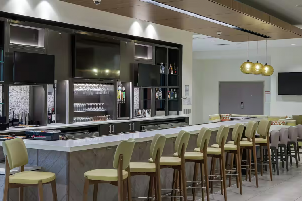 Hilton Garden Inn Pensacola Downtown 10/37