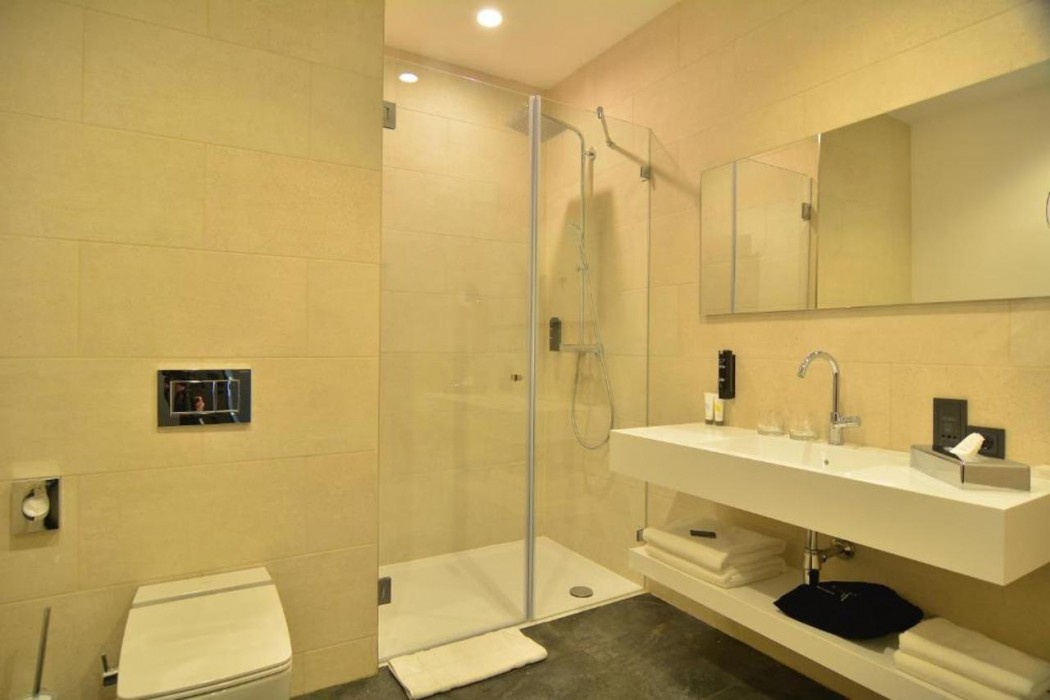 MK Hotel Tirana 8/20