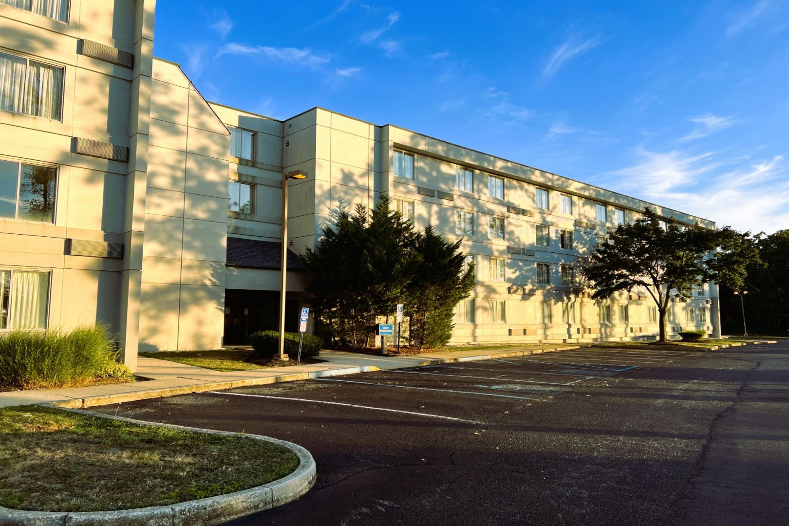 Sonesta Essential Atlantic City West 10/78