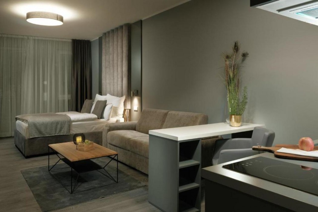 THE ROOMS - Hotel & House 10/58