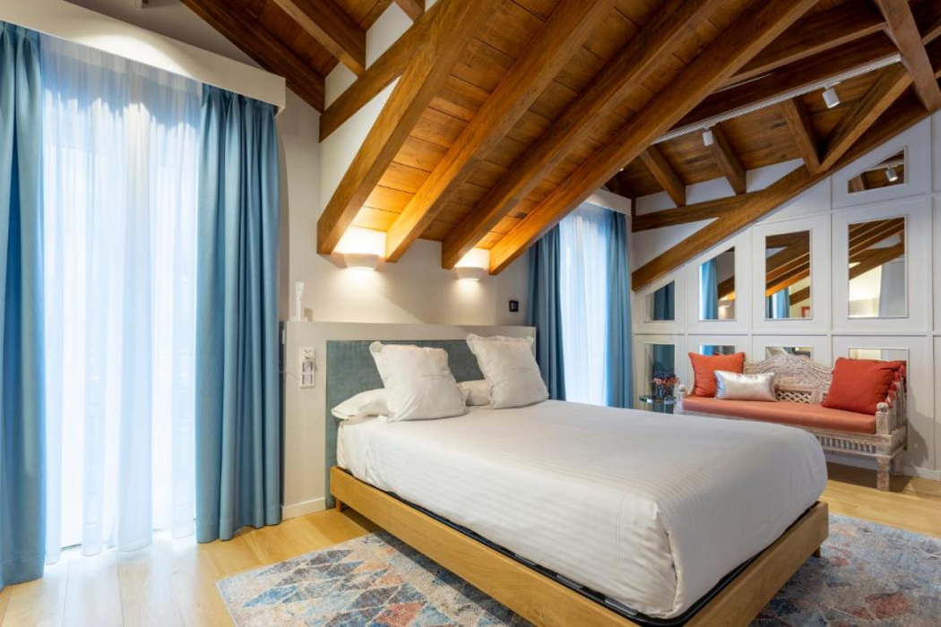 Sol Boutique hotel 22/63