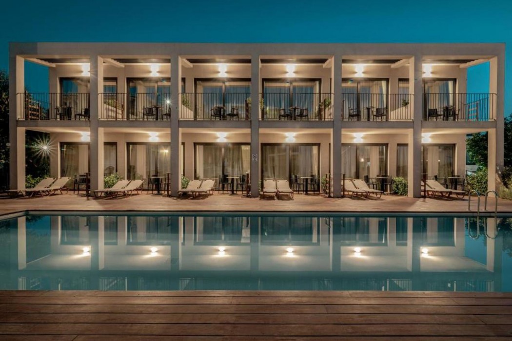 New Beach Hotel