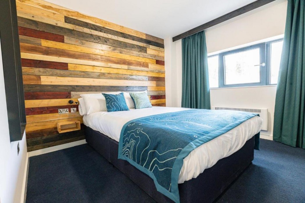 The Base Camp Hotel 12/58
