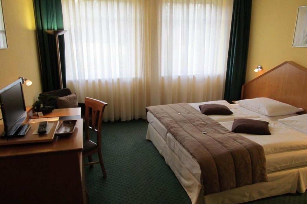 Hotel A2 10/37