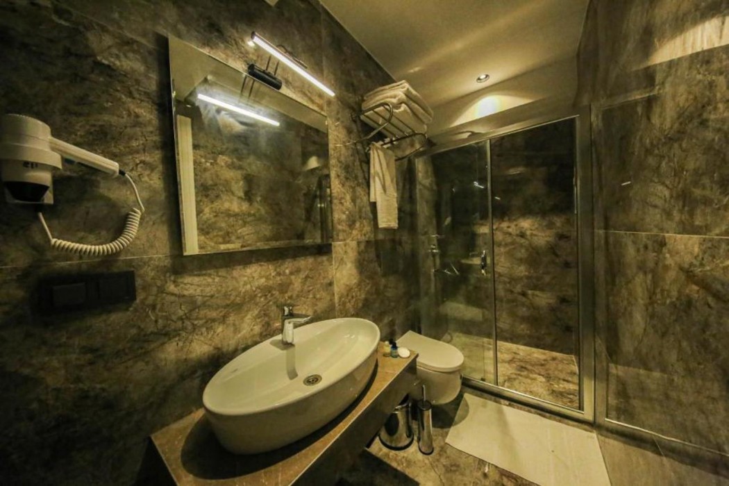 Axu Istanbul Airport Hotel 14/60