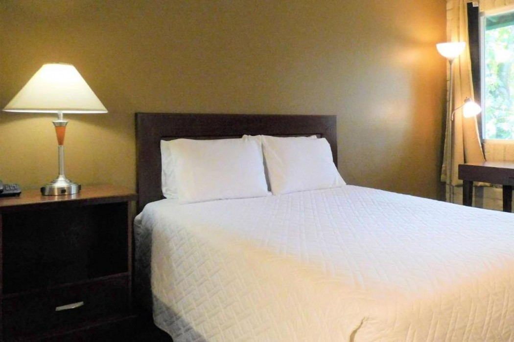 Travelodge by Wyndham Canyonville 6/45