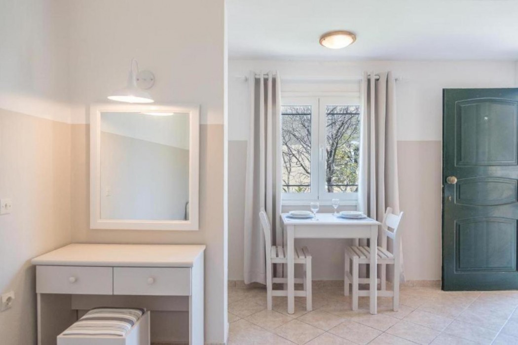 ELEONAS Bohotel & Annex Apartments 27/49