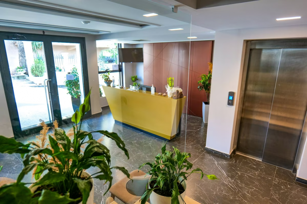 Lobby at Semajo, VLORE