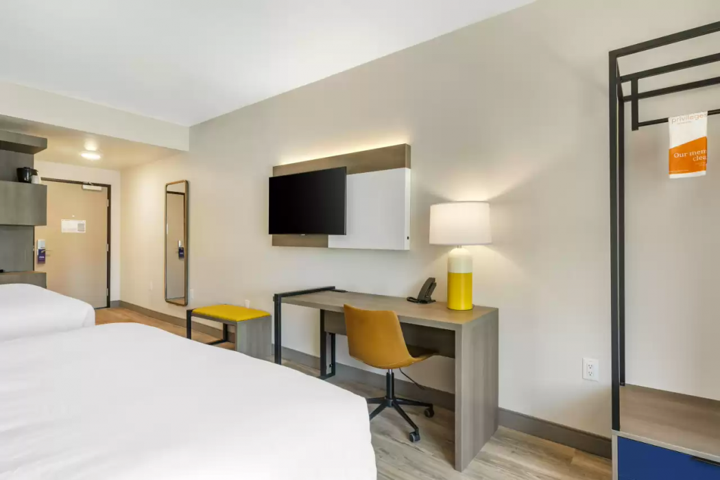 Comfort Inn & Suites New Port Richey Downtown District 14/39