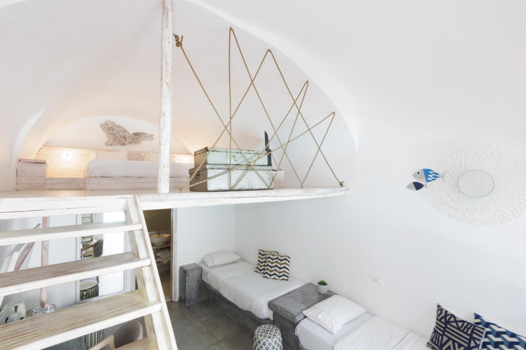 The Museum Project Oia 14/69
