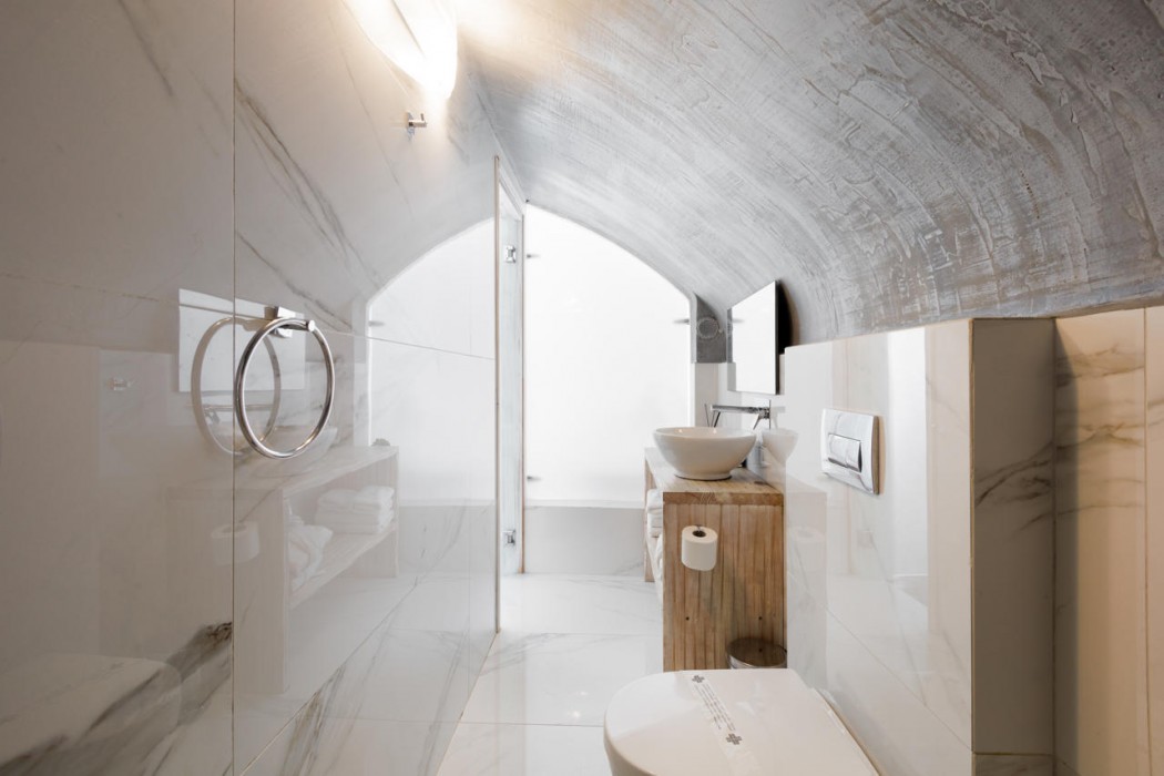The Museum Project Oia 24/69