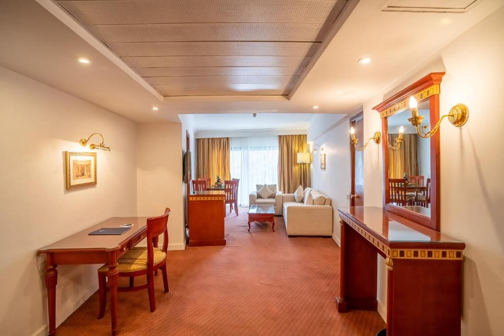 Azal Pyramids Hotel 55/74