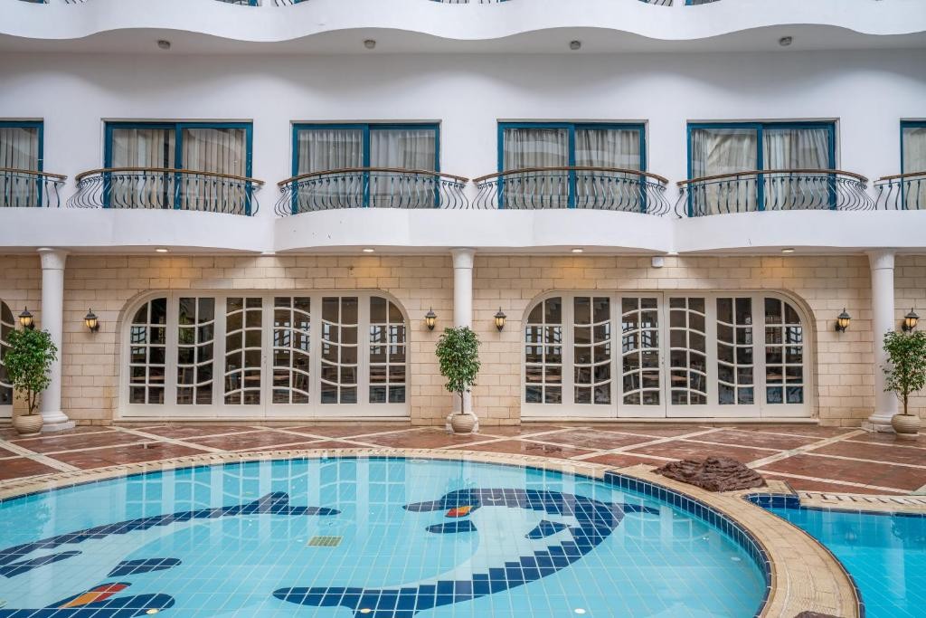 Azal Pyramids Hotel 58/74