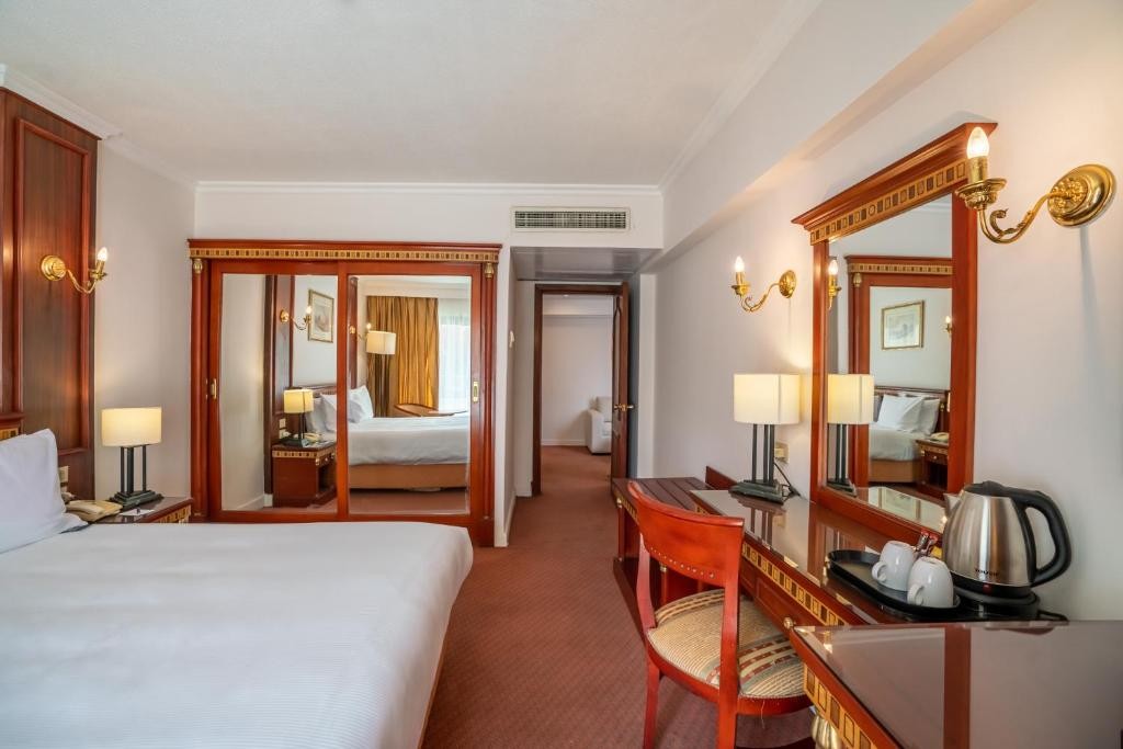 Azal Pyramids Hotel 40/74