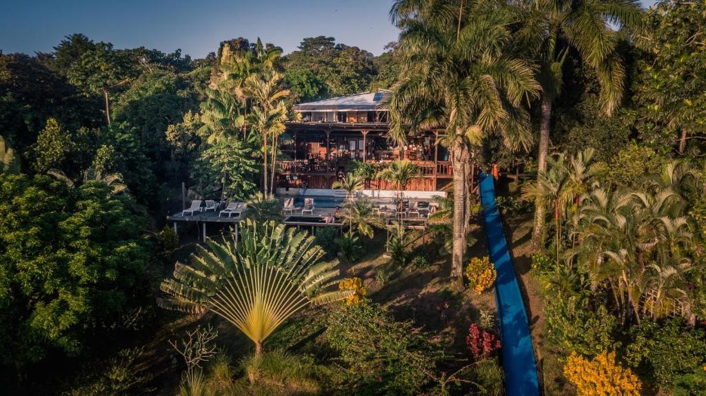 Bambuda Lodge 7/66