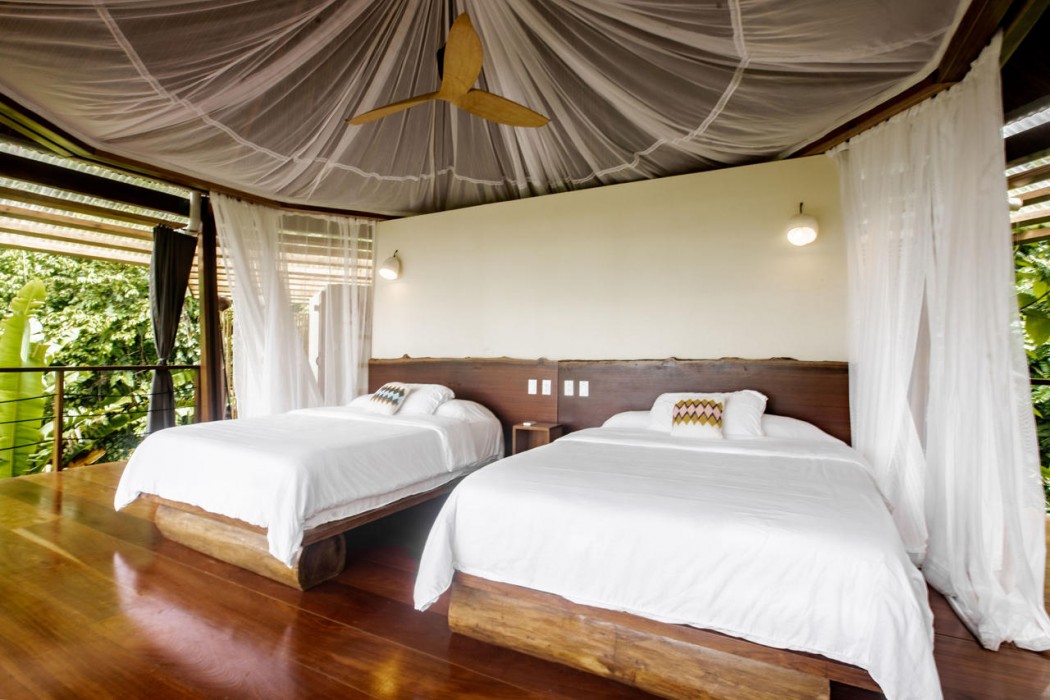 La Loma Jungle Lodge & Chocolate Farm 12/63