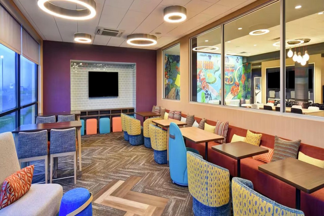 Tru by Hilton Atlanta Airport College Park 15/30