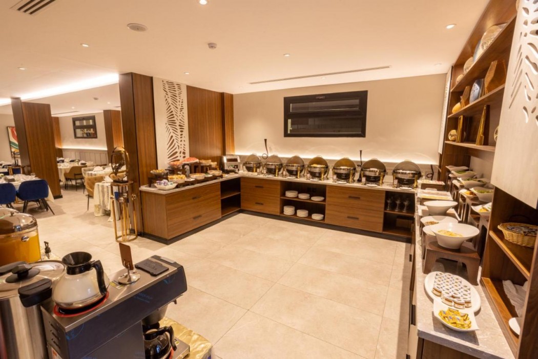 فندق وأجنحة سكاي لاين(SKYLINE HOTEL & SUITE) 25/40