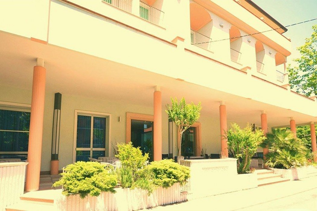 Hotel Ombrosa photo2